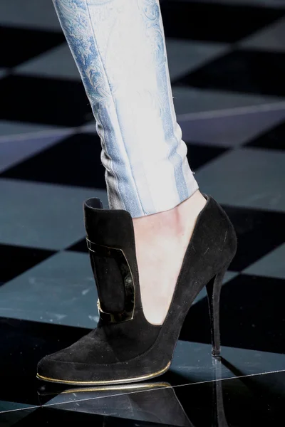 Look 38